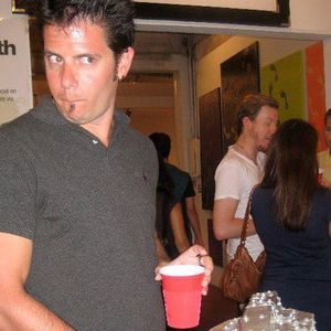 Meet your Posher, Max